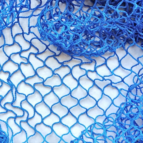 Raschel Knotless Netting; 1/4” mesh; #210d/15; 6', 8', or 10' depth - Delta  Net and Twine